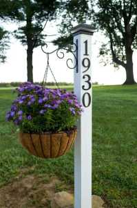 house-numbers-pole