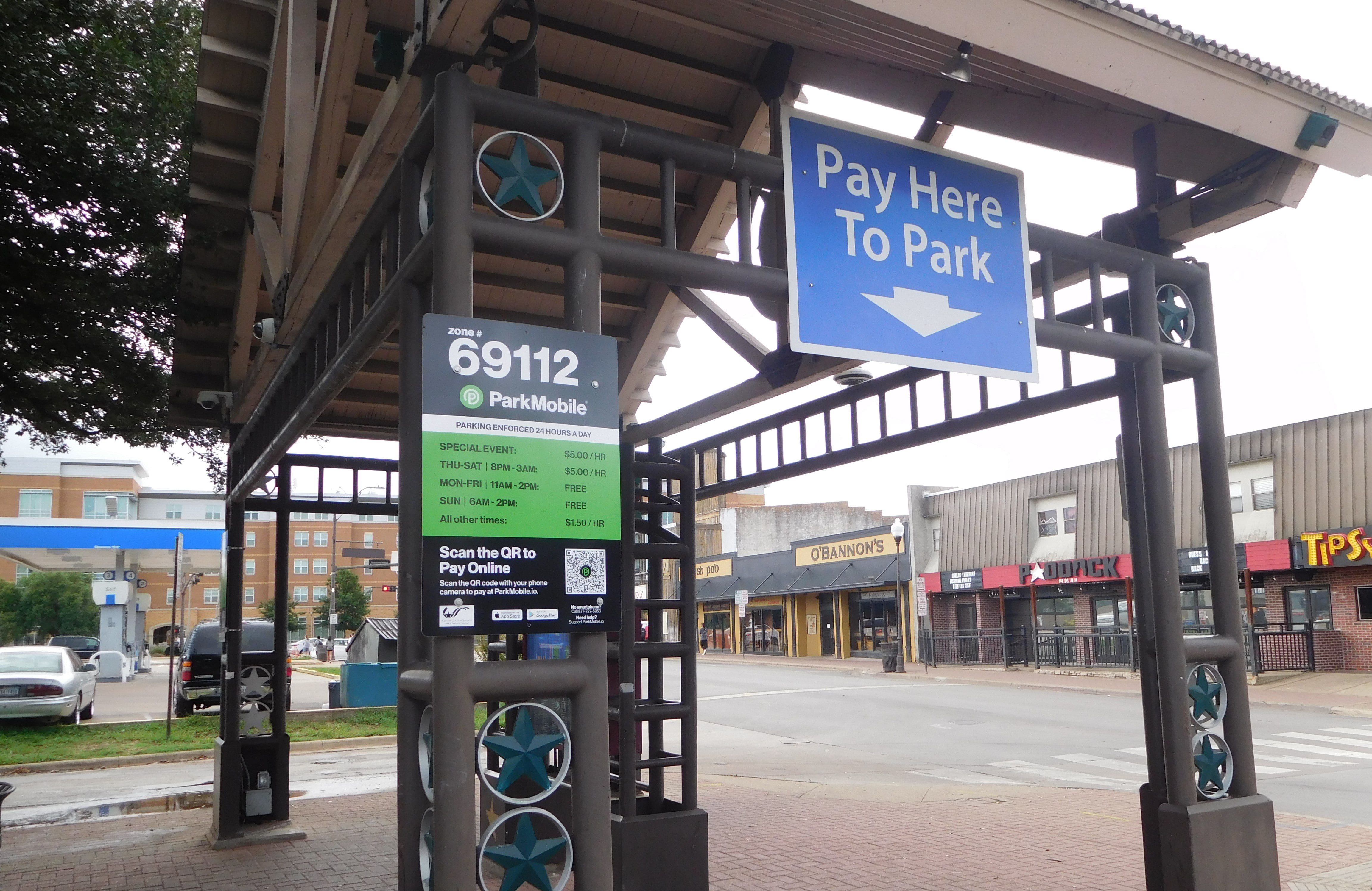 5 essential tips to help make Aggie football playoff parking and traffic hassle-free